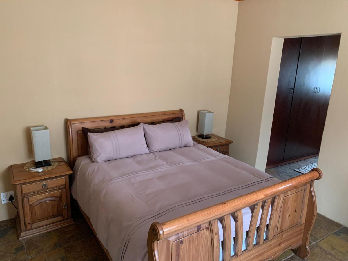 Votadini Country Cottages Магалисбург Екстериор снимка