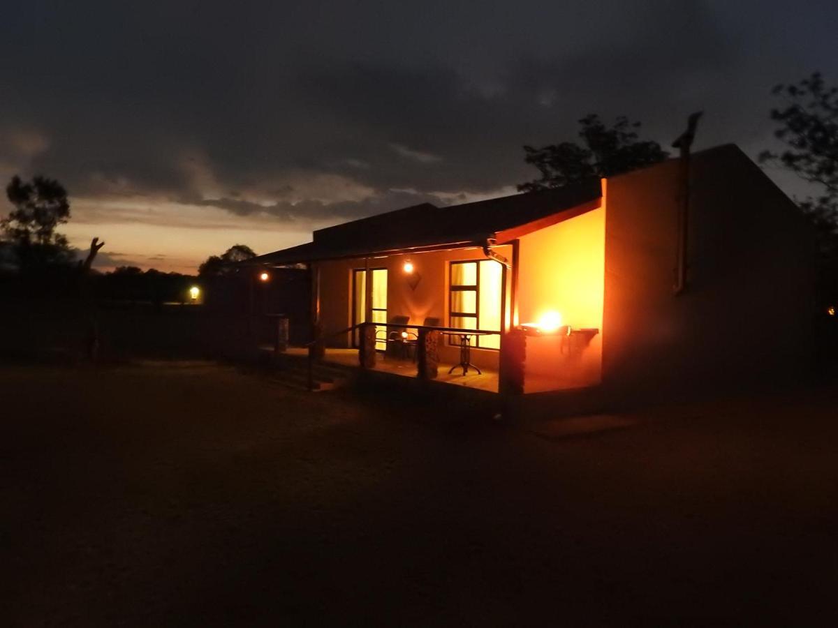 Votadini Country Cottages Магалисбург Екстериор снимка